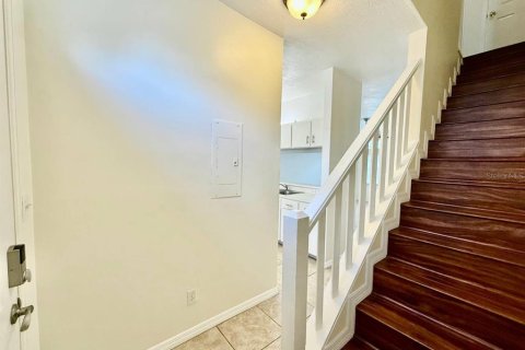 Condo in Tampa, Florida, 2 bedrooms № 2197210 - photo 4