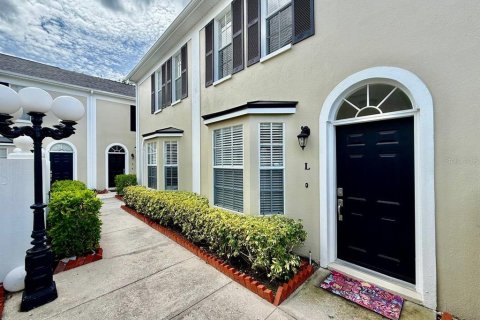 Condo in Tampa, Florida, 2 bedrooms № 2197210 - photo 2