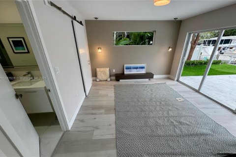 Villa ou maison à louer à Fort Lauderdale, Floride: 3 chambres, 106.28 m2 № 1863071 - photo 19