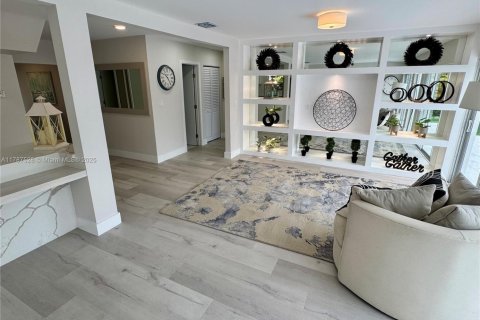 Villa ou maison à louer à Fort Lauderdale, Floride: 3 chambres, 106.28 m2 № 1863071 - photo 8