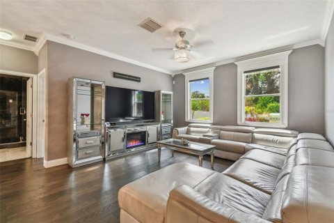 Villa ou maison à vendre à Ruskin, Floride: 5 chambres, 310.94 m2 № 1785043 - photo 15