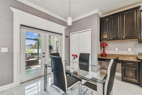 Villa ou maison à vendre à Ruskin, Floride: 5 chambres, 310.94 m2 № 1785043 - photo 18