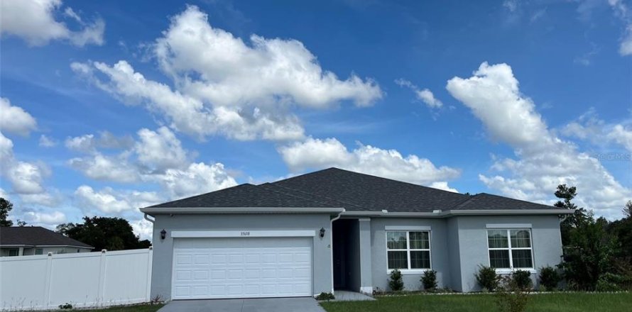House in Ocala, Florida 4 bedrooms, 194.72 sq.m. № 2200323
