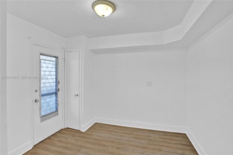 Купить кондоминиум в Майами, Флорида 1 спальня, 88.63м2, № 2154203 - фото 15
