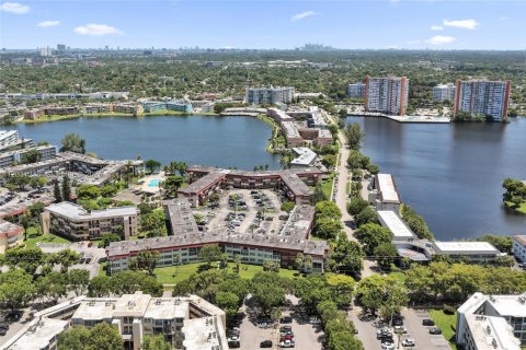 Condo à Miami, Floride, 1 chambre № 2154203