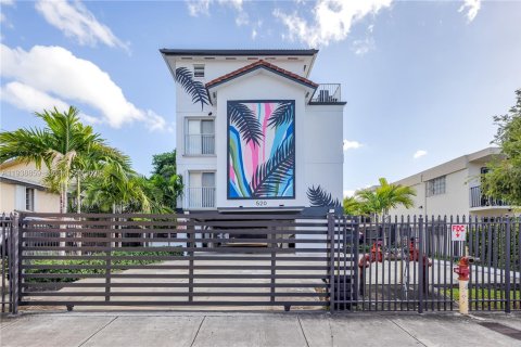 Villa ou maison à louer à Miami, Floride: 1 chambre, 50.91 m2 № 1996474 - photo 20