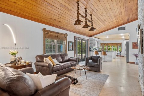 Villa ou maison à vendre à Southwest Ranches, Floride: 5 chambres, 278.52 m2 № 1748346 - photo 14