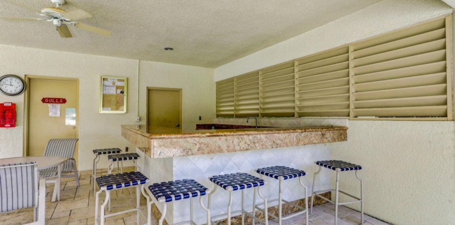 Condo in Juno Beach, Florida, 2 bedrooms  № 1029612