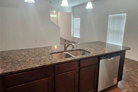 Adosado en alquiler en Plant City, Florida, 2 dormitorios, 146.04 m2 № 1822317 - foto 10