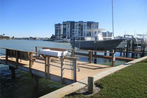Copropriété à vendre à Treasure Island, Floride: 2 chambres, 116.13 m2 № 2094197 - photo 22