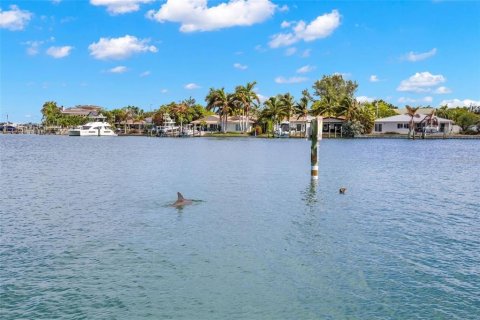 Copropriété à vendre à Treasure Island, Floride: 2 chambres, 116.13 m2 № 2094197 - photo 28