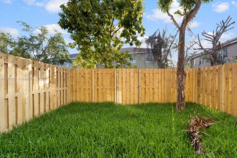 Купить таунхаус в Хомстед, Флорида 4 спальни, 182.55м2, № 1960636 - фото 14