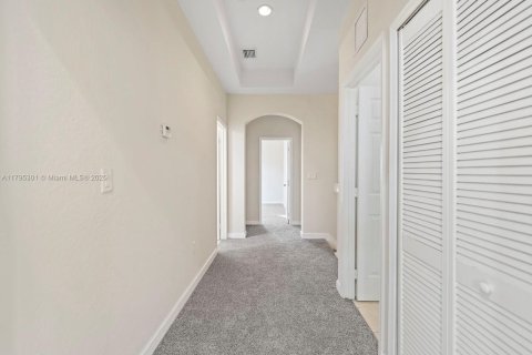 Купить таунхаус в Хомстед, Флорида 4 спальни, 182.55м2, № 1960636 - фото 19