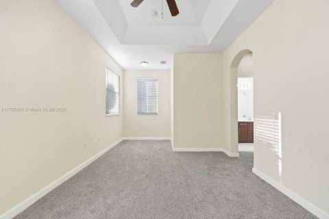 Купить таунхаус в Хомстед, Флорида 4 спальни, 182.55м2, № 1960636 - фото 27