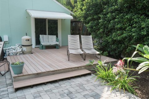 House in Seminole, Florida 5 bedrooms, 353.96 sq.m. № 1430620 - photo 30