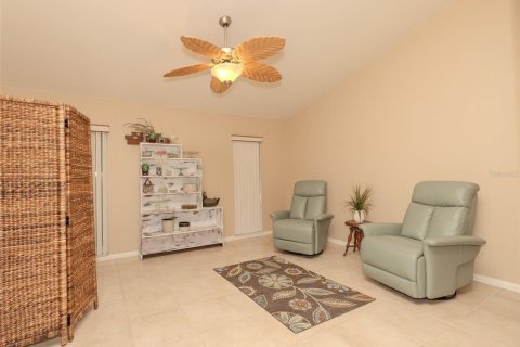House in Seminole, Florida 5 bedrooms, 353.96 sq.m. № 1430620 - photo 2