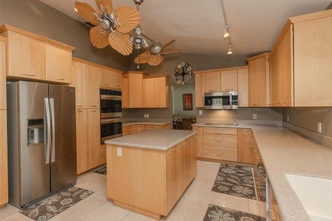 House in Seminole, Florida 5 bedrooms, 353.96 sq.m. № 1430620 - photo 6