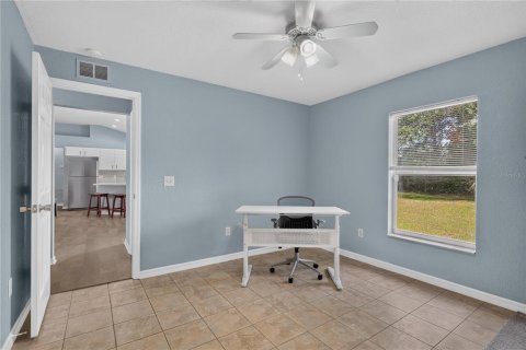 House in Ocala, Florida 3 bedrooms, 126.72 sq.m. № 2208793 - photo 25