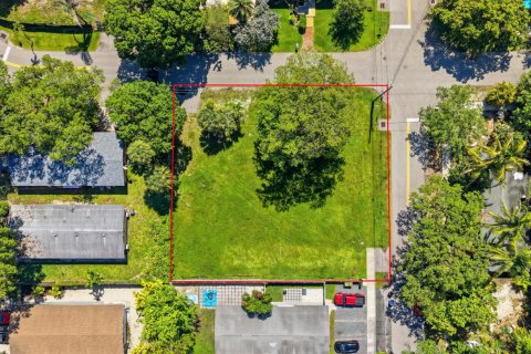 Propiedad comercial en venta en Fort Lauderdale, Florida № 2311858 - foto 5