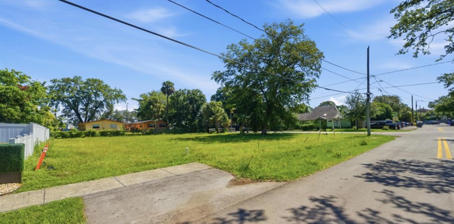 Propiedad comercial en Fort Lauderdale, Florida № 2311858