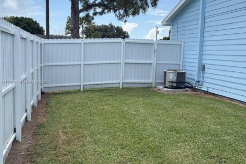 Casa en venta en Port St. Lucie, Florida, 2 dormitorios, 91.79 m2 № 1877959 - foto 7