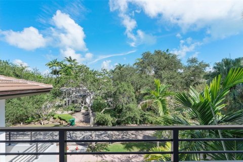 Villa ou maison à vendre à Key Biscayne, Floride: 5 chambres, 371.89 m2 № 2066573 - photo 21