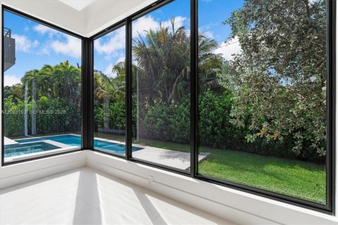 Villa ou maison à vendre à Key Biscayne, Floride: 5 chambres, 371.89 m2 № 2066573 - photo 12