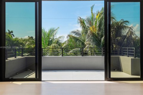 Villa ou maison à vendre à Key Biscayne, Floride: 5 chambres, 371.89 m2 № 2066573 - photo 24