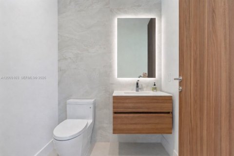 Villa ou maison à vendre à Key Biscayne, Floride: 5 chambres, 371.89 m2 № 2066573 - photo 13