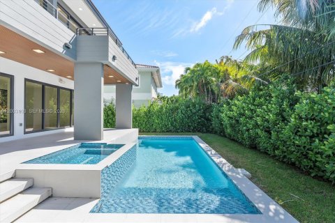 Villa ou maison à vendre à Key Biscayne, Floride: 5 chambres, 371.89 m2 № 2066573 - photo 4