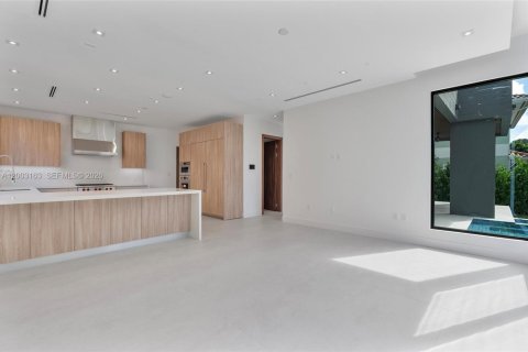 Villa ou maison à vendre à Key Biscayne, Floride: 5 chambres, 371.89 m2 № 2066573 - photo 10