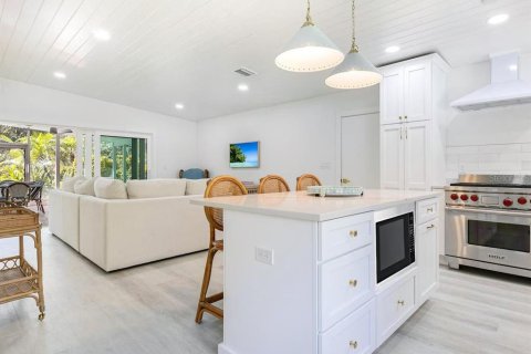 Casa en alquiler en Longboat Key, Florida, 3 dormitorios, 135.08 m2 № 1849700 - foto 6