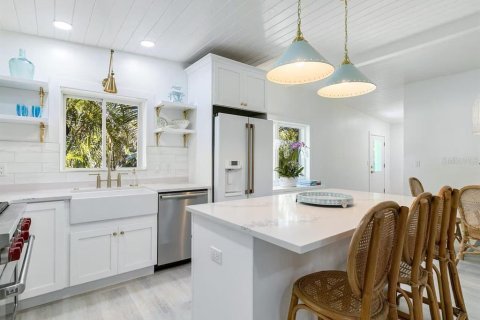 Casa en alquiler en Longboat Key, Florida, 3 dormitorios, 135.08 m2 № 1849700 - foto 2