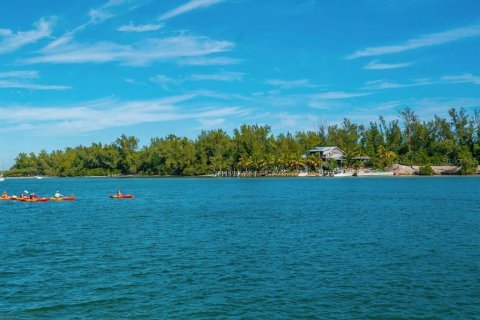 Casa en alquiler en Longboat Key, Florida, 3 dormitorios, 135.08 m2 № 1849700 - foto 25