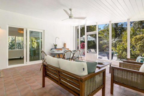 Casa en alquiler en Longboat Key, Florida, 3 dormitorios, 135.08 m2 № 1849700 - foto 15