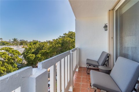 Copropriété à vendre à Miami Beach, Floride: 1 chambre, 68.19 m2 № 2002275 - photo 2