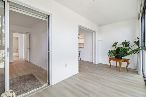Condo in Lakeland, Florida, 2 bedrooms  № 2237180 - photo 26