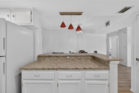 Condo in Lakeland, Florida, 2 bedrooms  № 2237180 - photo 20
