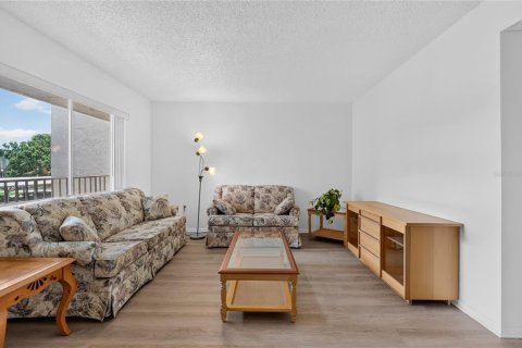 Condo in Lakeland, Florida, 2 bedrooms  № 2237180 - photo 10
