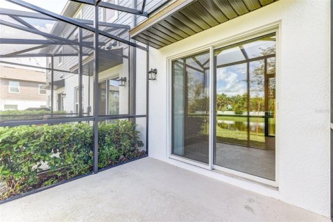 Townhouse in TOWNS AT LAKE MONROE COMMONS in Sanford, Florida 3 bedrooms, 147.44 sq.m. № 1902432 - photo 19
