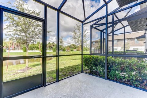 Townhouse in TOWNS AT LAKE MONROE COMMONS in Sanford, Florida 3 bedrooms, 147.44 sq.m. № 1902432 - photo 17