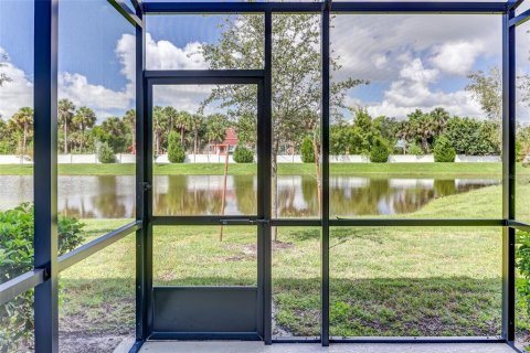Townhouse in TOWNS AT LAKE MONROE COMMONS in Sanford, Florida 3 bedrooms, 147.44 sq.m. № 1902432 - photo 18