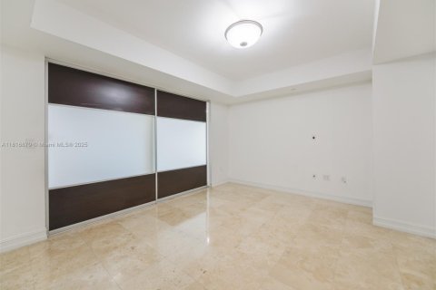 Снять в аренду кондоминиум в Авентура, Флорида 3 спальни, 304.16м2, № 1957934 - фото 25