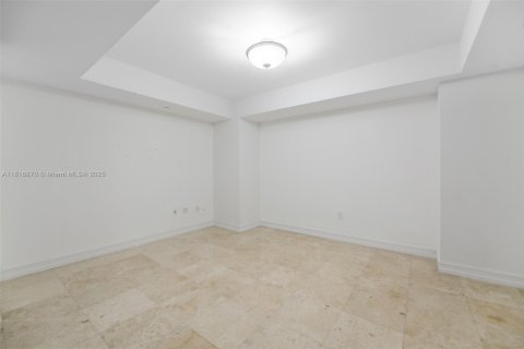 Снять в аренду кондоминиум в Авентура, Флорида 3 спальни, 304.16м2, № 1957934 - фото 26