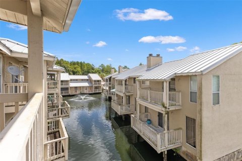 Touwnhouse à vendre à Tampa, Floride: 2 chambres, 143.63 m2 № 1901859 - photo 8