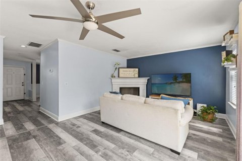 Touwnhouse à vendre à Tampa, Floride: 2 chambres, 143.63 m2 № 1901859 - photo 20