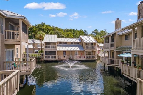 Touwnhouse à vendre à Tampa, Floride: 2 chambres, 143.63 m2 № 1901859 - photo 1