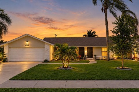 Villa ou maison à vendre à Deerfield Beach, Floride: 3 chambres, 150.41 m2 № 2417127 - photo 2