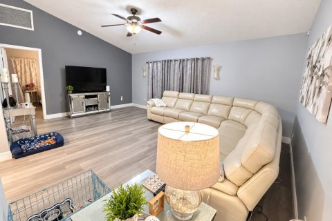 Villa ou maison à vendre à Deerfield Beach, Floride: 3 chambres, 150.41 m2 № 2417127 - photo 5