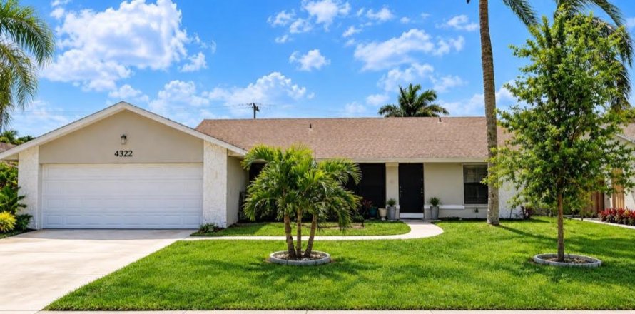 Villa ou maison à Deerfield Beach, Floride 3 chambres, 150.41 m2 № 2417127
